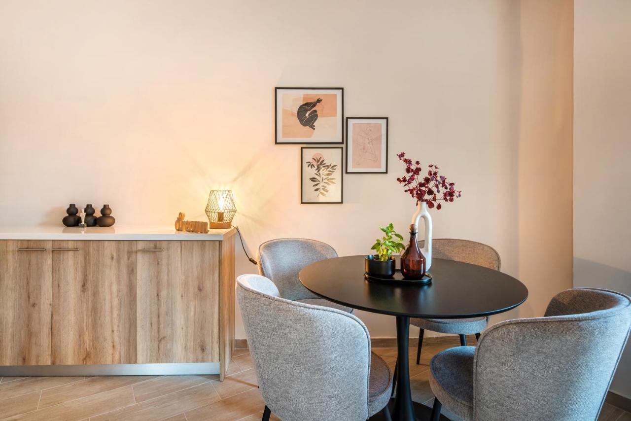 Eleusis Suites Α Exteriör bild
