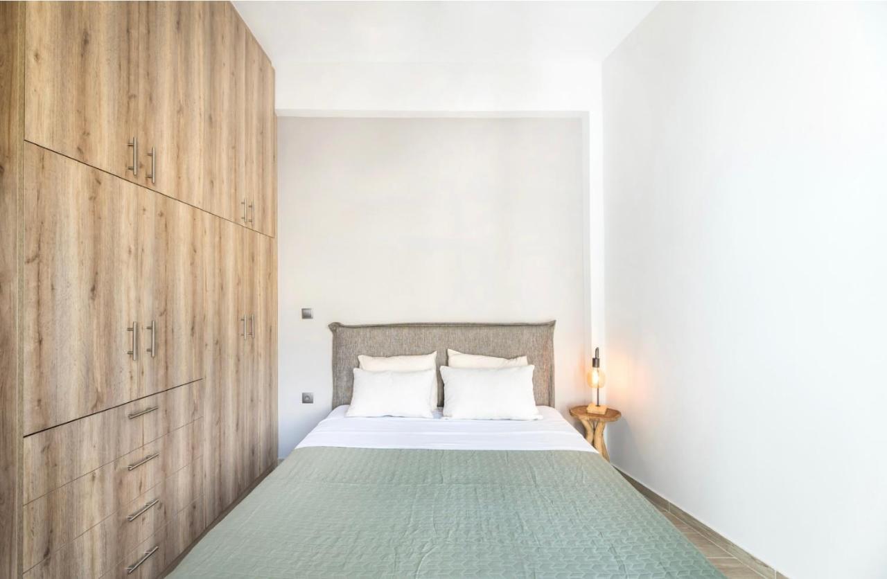 Eleusis Suites Α Exteriör bild